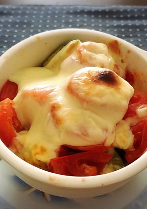 アボカドとトマトのチーズ焼き-レシピのメイン写真