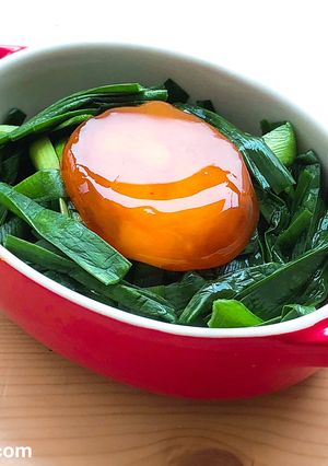 超簡単！ニラのおひたし卵黄の醤油漬けで-レシピのメイン写真