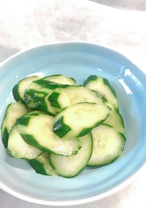 超簡単！昆布茶と塩で作るきゅうりの浅漬け-レシピのメイン写真