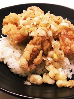 自分用メモ ネギ塩鳥唐揚げ丼-レシピのメイン写真