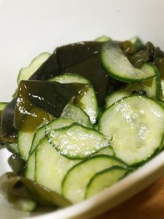 ワカメとキュウリの酢の物-レシピのメイン写真