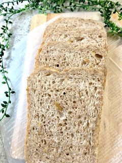 ☆HB早焼きでふわふわライ麦食パン☆-レシピのメイン写真