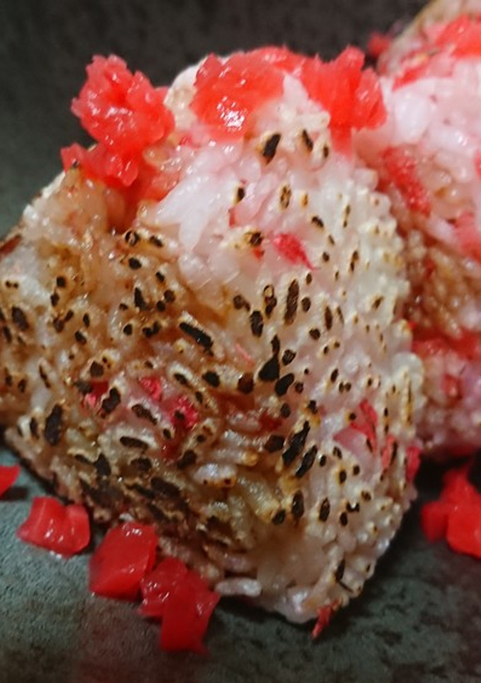 男の簡単紅ショウガ焼きおにぎり-レシピのメイン写真