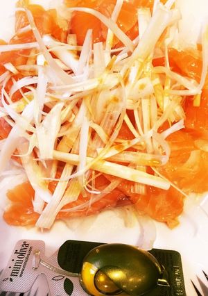 乗せて掛けるだけ お刺身カルパッチョ-レシピのメイン写真