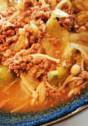 レタスとえのきのそぼろ餡炒め-レシピのメイン写真