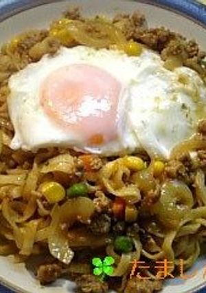 艶うどんで簡単❤カレー焼きうどん-レシピのメイン写真