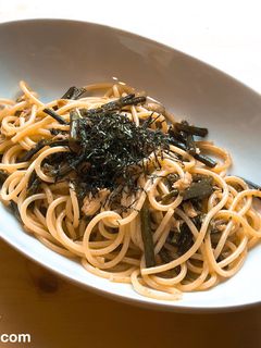 缶詰で簡単!わらびと鮭の和風パスタ-レシピのメイン写真