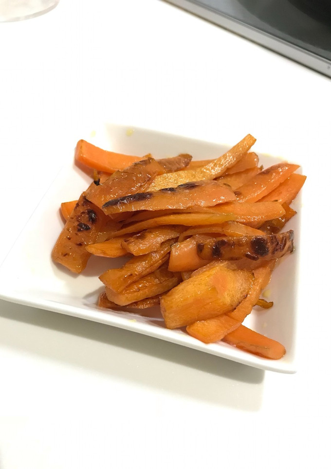皮まで美味しく★にんじんの皮のオイル焼き-レシピのメイン写真