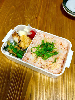 中学生女子 鮭ちらし寿司弁当-レシピのメイン写真