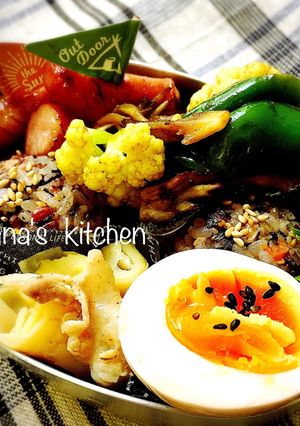 女子高生のおにぎり＆カレーきんぴら弁当♪-レシピのメイン写真