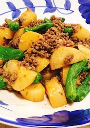 揚げじゃがの中華風ピリ辛そぼろ餡-レシピのメイン写真