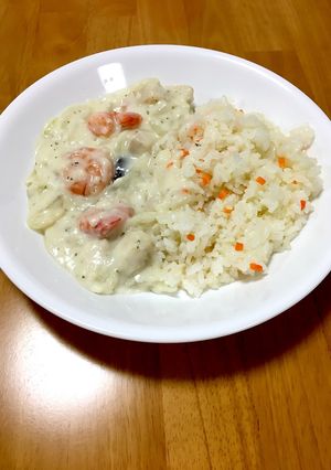 大人の給食☆ピラフのホワイトソースがけ-レシピのメイン写真