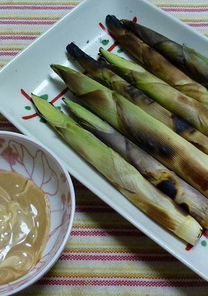 根曲がり竹の素焼き、中華風味噌マヨ添え-レシピのメイン写真