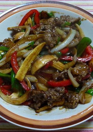 牛肉と彩り野菜の焼肉のたれ炒め-レシピのメイン写真