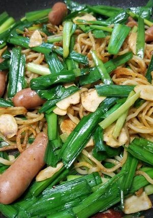 ニラでオイスターソース焼きそば-レシピのメイン写真