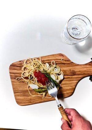タラとアスパラのトマトパスタ〜アンチョビ-レシピのメイン写真
