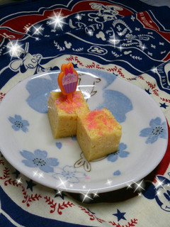 お弁当にかわいいピンクの卵焼き-レシピのメイン写真