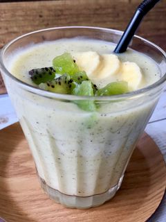 キウイとバナナのあま酒スムージー-レシピのメイン写真