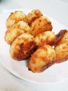 余ったご飯で焼おにぎり( ´∀` )b-レシピのメイン写真