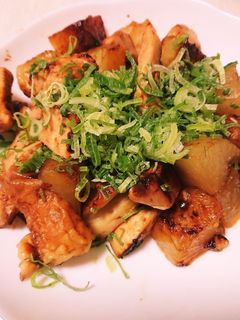 節約簡単ほろほろ☆大根と竹輪と鶏肉の煮物-レシピのメイン写真