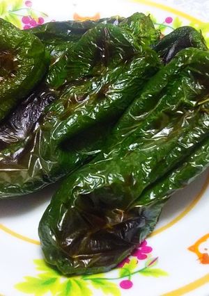 超簡単！！丸焼きピーマン♪-レシピのメイン写真