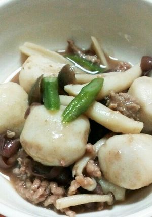 小豆入り里芋のそぼろ煮-レシピのメイン写真