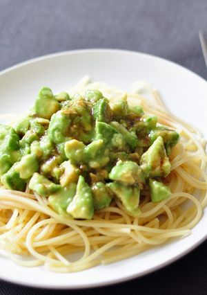 アボカドの冷製パスタ-レシピのメイン写真