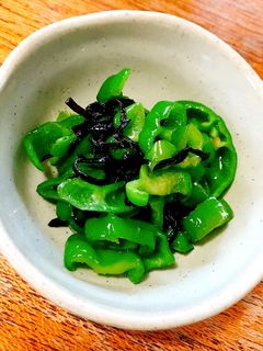 ピーマンの塩昆布炒め-レシピのメイン写真