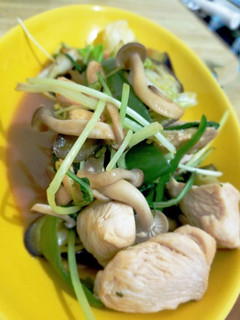 簡単ヘルシー!〜胸肉しめじ野菜炒め〜-レシピのメイン写真