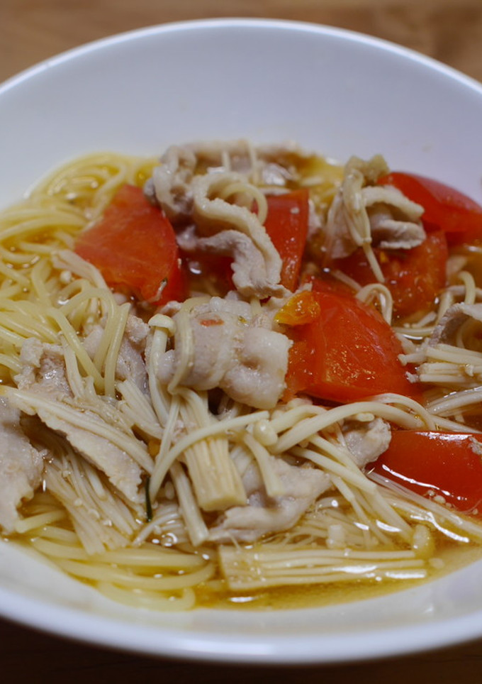 豚肉とトマトとえのき　だしパスタ-レシピのメイン写真