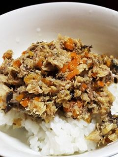 鯖そぼろ丼-レシピのメイン写真
