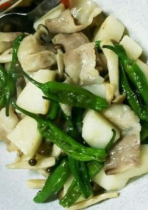 長芋と豚肉とししとうの炒め煮-レシピのメイン写真