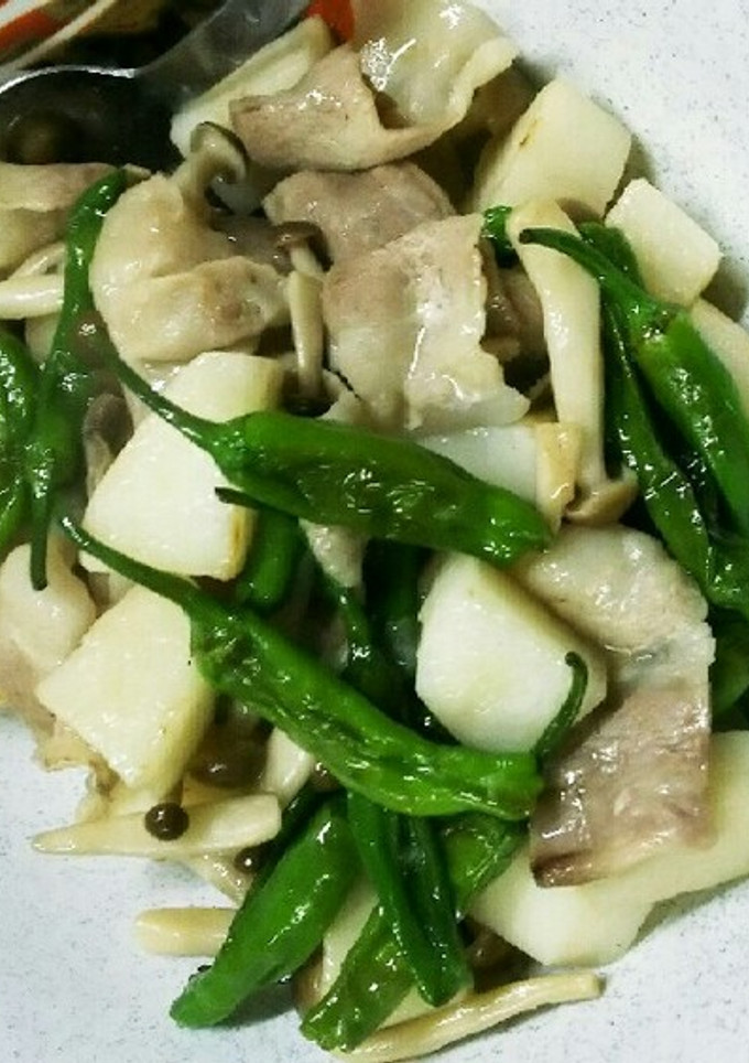 長芋と豚肉とししとうの炒め煮-レシピのメイン写真