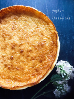 ミキサーで簡単に♪ ヨーグルトケーキ-レシピのメイン写真
