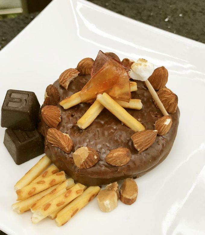 市販のお菓子でキャンプファイヤーケーキ-レシピのメイン写真