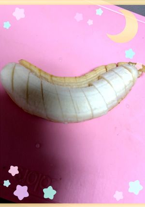 バナナの切り方(まな板は汚れないよ)-レシピのメイン写真