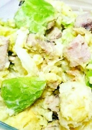 鰹とアボカドのポテトサラダ♥レンジで簡単-レシピのメイン写真