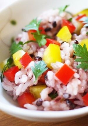 【黒米・雑穀】パプリカのカラフル混ぜご飯-レシピのメイン写真