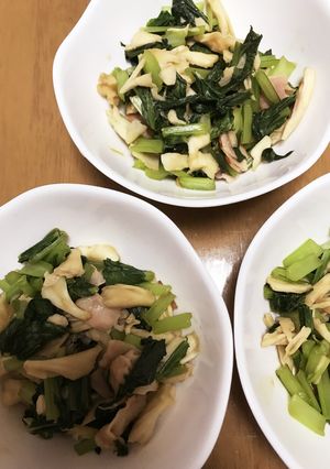 小松菜きのこのオイスターソース炒め♪-レシピのメイン写真