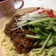 みそだれが決め手!ジャージャー麺