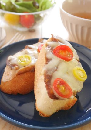 余ったカレーで！カフェ風トースト-レシピのメイン写真