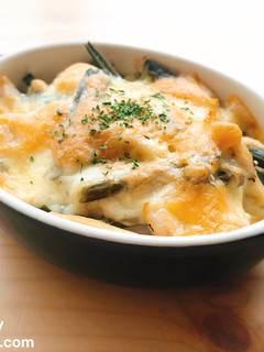 サラチキとわらびのチーズグリル-レシピのメイン写真