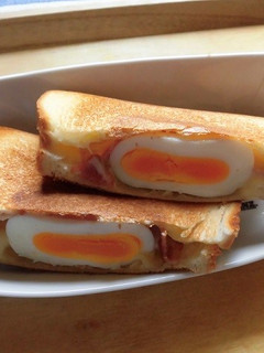 卵とチーズベーコンのホットサンド-レシピのメイン写真