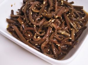 常備菜やお弁当にも〜ぜんまいのナムル-レシピのメイン写真