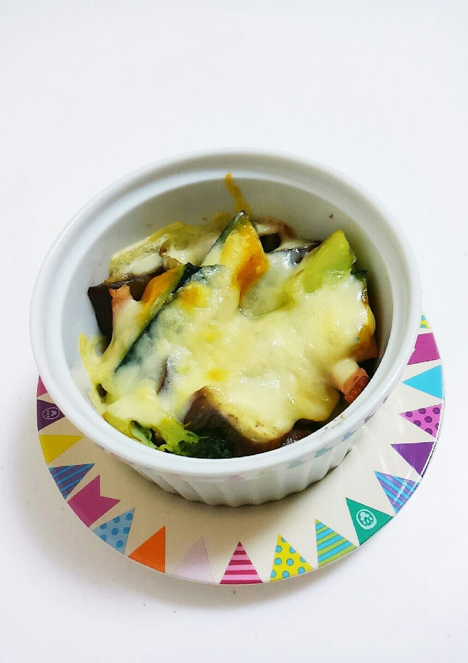 あと一品ほしいとき！彩り野菜のチーズ焼き-レシピのメイン写真
