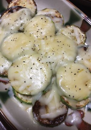 農家の食卓〜ズッキーニのチーズ焼き〜-レシピのメイン写真