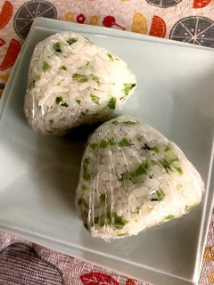 大根の葉deおにぎり-レシピのメイン写真