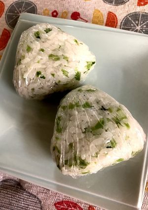 大根の葉deおにぎり-レシピのメイン写真