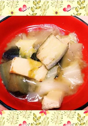 焼き茄子と油揚げ野菜の味噌汁♪彩り香り♪-レシピのメイン写真