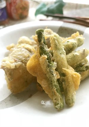 サクッと旨♬蒟蒻とアスパラのレッド天ぷら-レシピのメイン写真